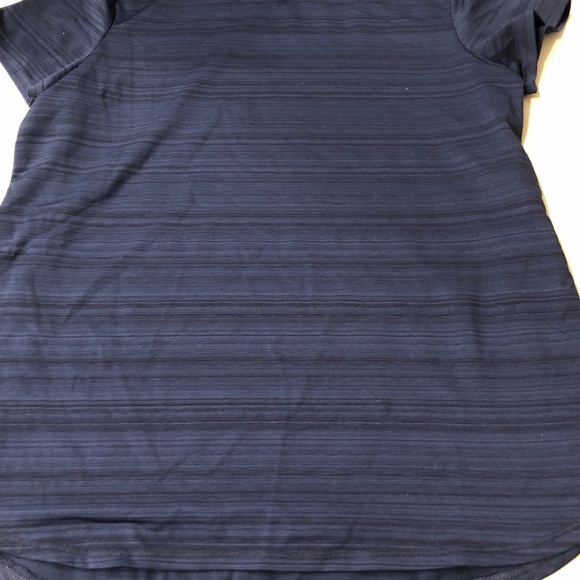 Athleta very stylish t-shirt - Picture 5 of 7